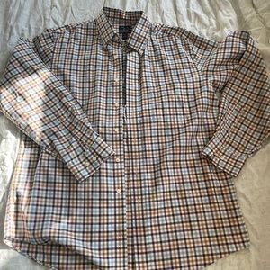 Men’s L Jos A Bank button-up shirt. Excellent condition.